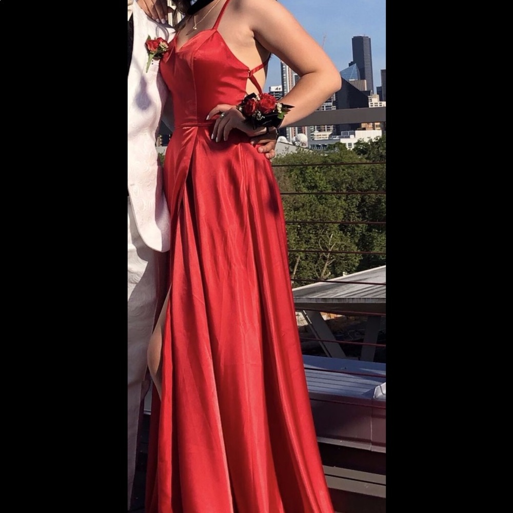 Red prom dress